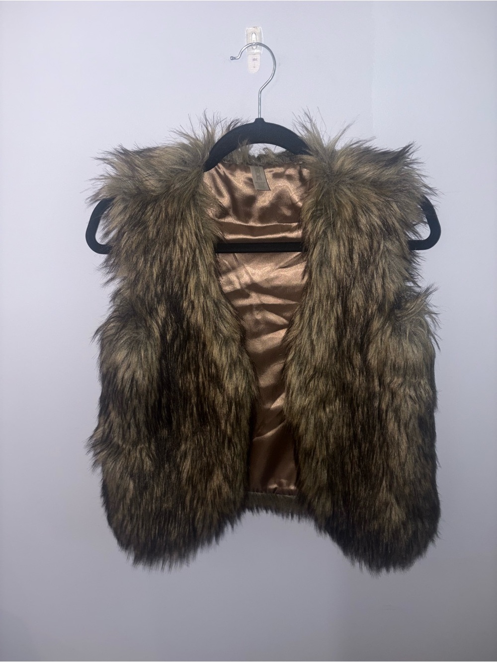 Girl’s Cherokee Faux Fur Vest in Brown and Tan Blend size XL (14/16)